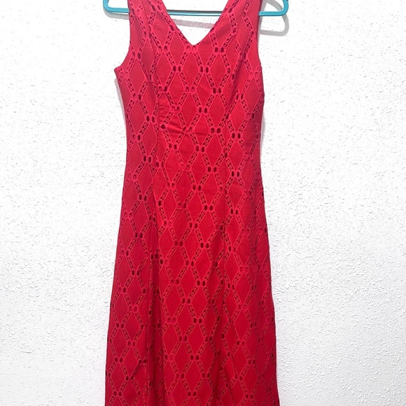 T Tahari Vibrant knee-length eyelet Red Midi Dress 8 - Picture 5 of 9